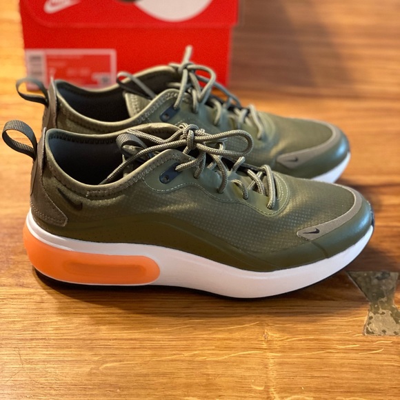 W NIKE AIR MAX DIA sneaker - Picture 4 of 9